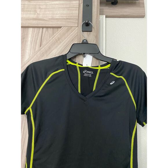 NWOT ASICS Women’s medium athletic top - Picture 2 of 5